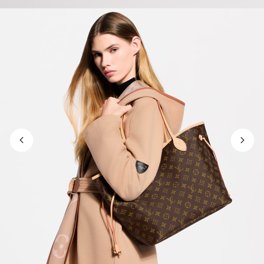 Louis Vuitton Monogram Canvas Tote in Brown with Natural Trim